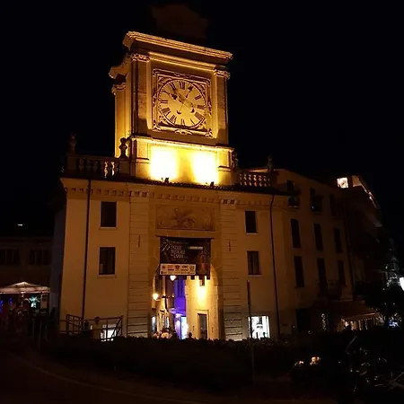 Residenza Teatro Vecchio *