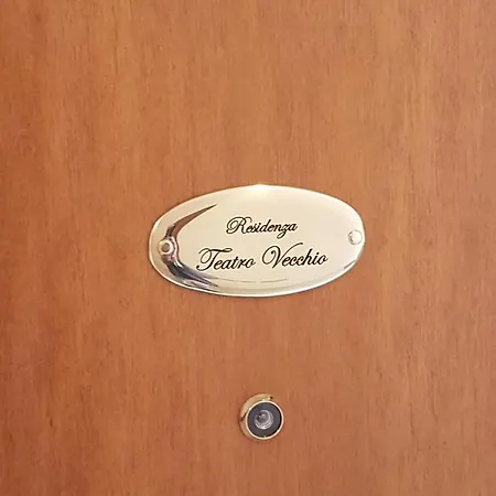 Residenza Teatro Vecchio * سالو