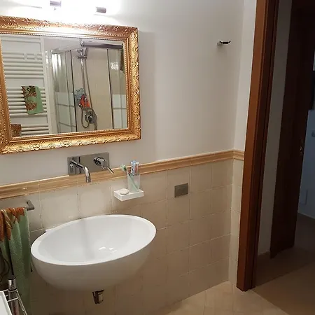 Residenza Teatro Vecchio Appartement *